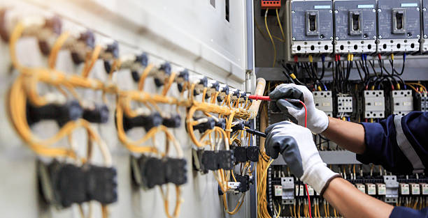 Professional Electrician technician working in Lynn, MA